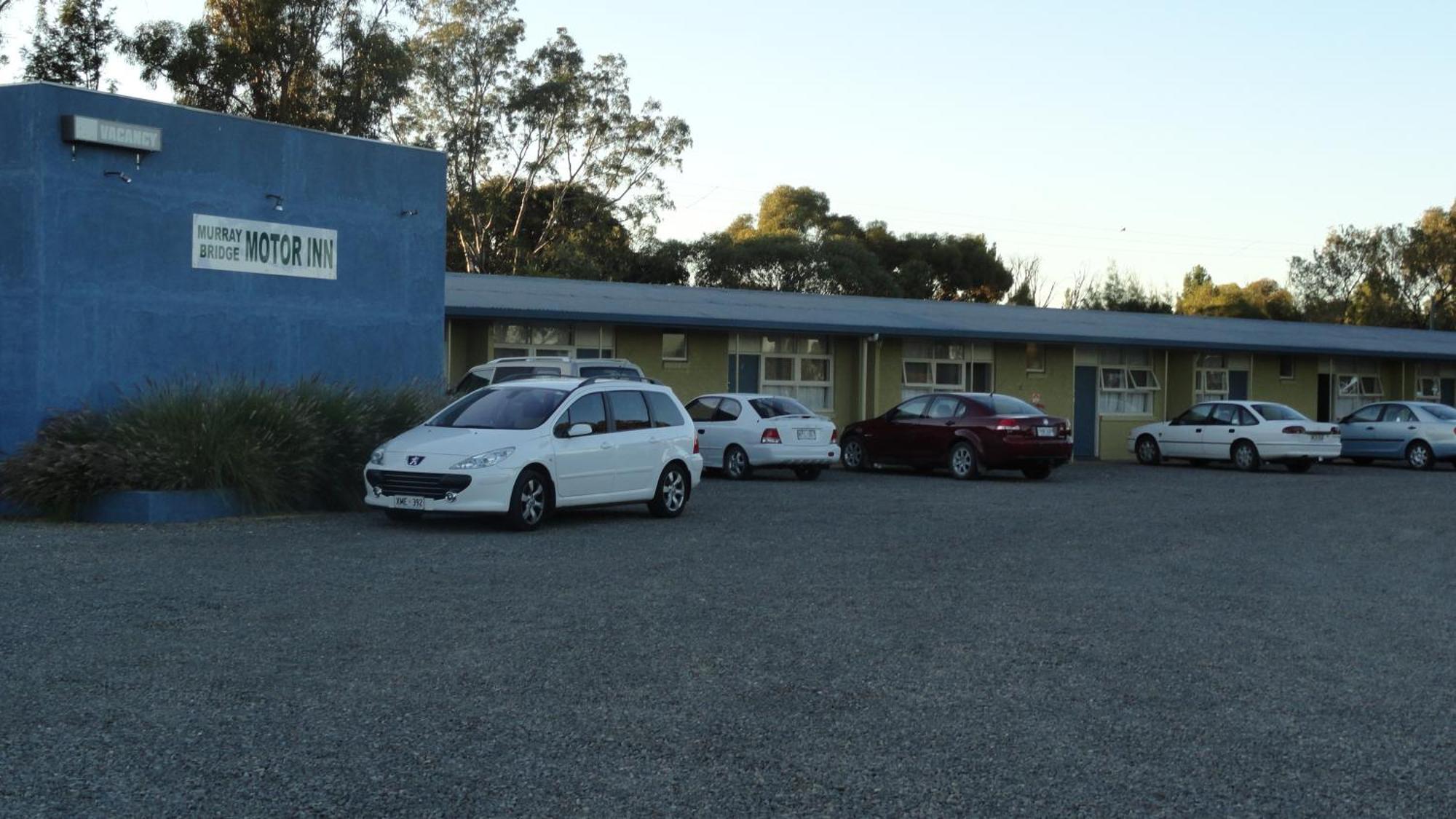 Murray Bridge Motor Inn Екстериор снимка