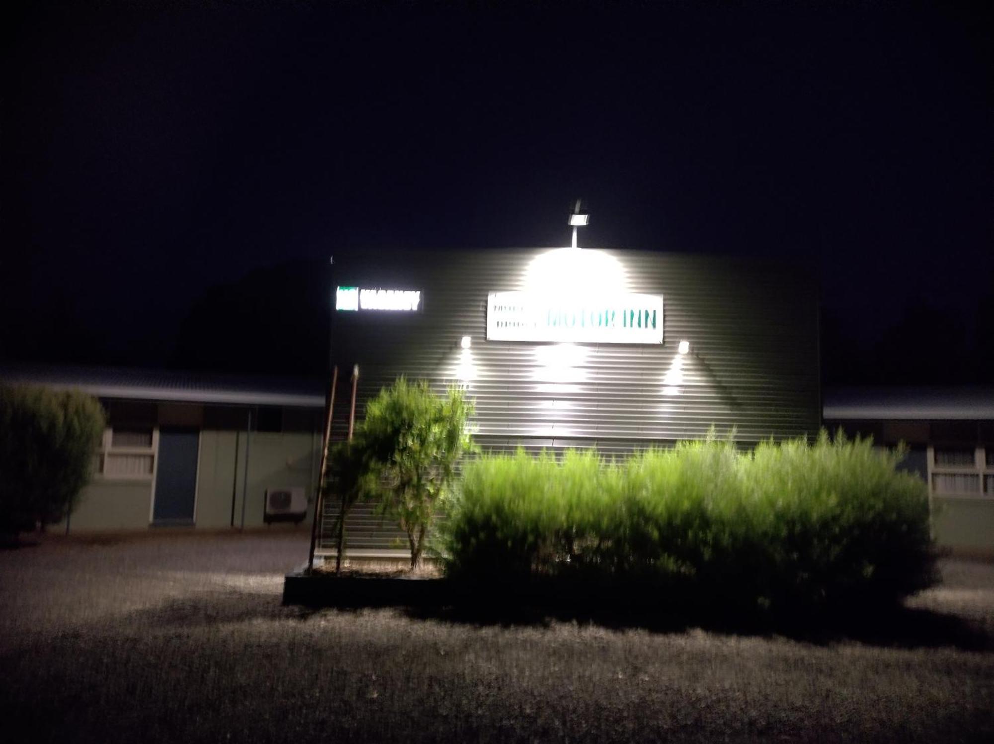 Murray Bridge Motor Inn Екстериор снимка
