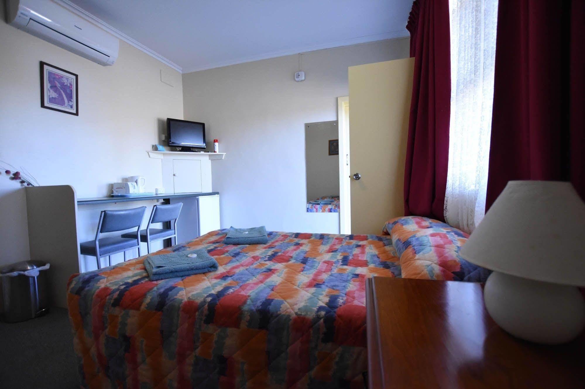 Murray Bridge Motor Inn Екстериор снимка