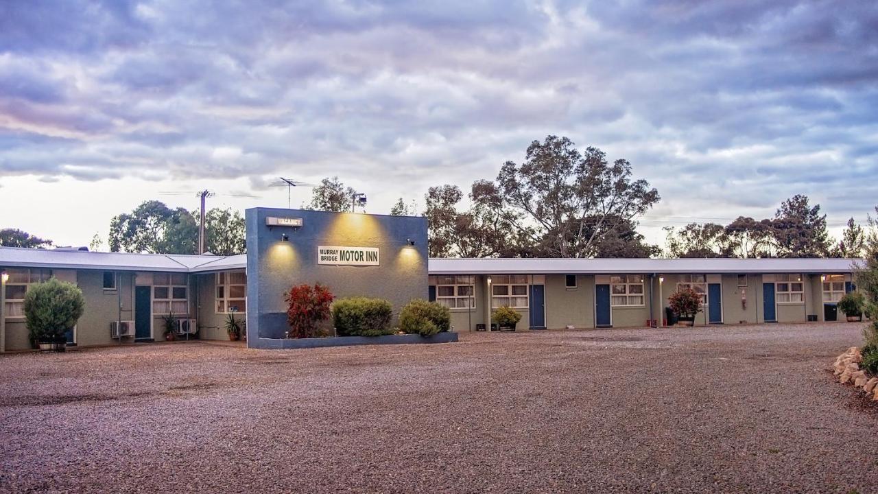 Murray Bridge Motor Inn Екстериор снимка